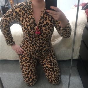Cheetah Leopard Onsie Adult sz. L